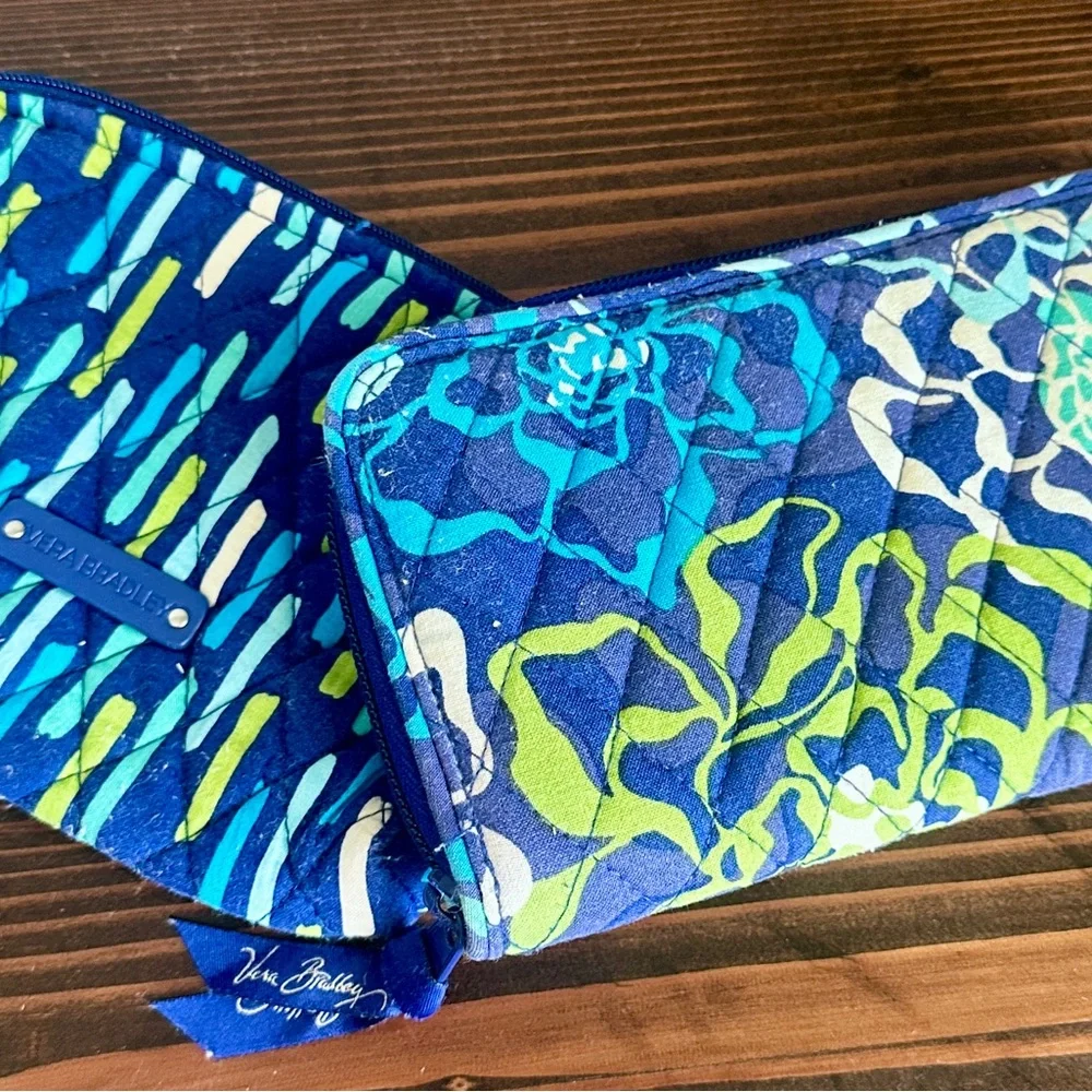 Vera Bradley Retired Katalina Blues Wallet & Cosmetic Bag Set
